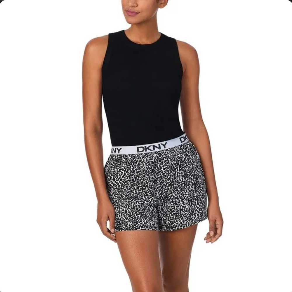 DKNY Tank Top & Short Set Women Sz Medium black, and white NWT